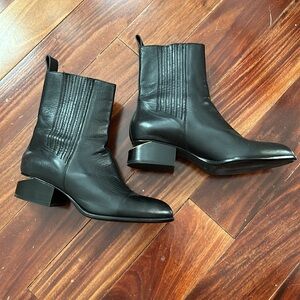 Alexander Wang Anouck Boot Black and Yellow Gold Metal Size 39.5